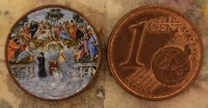 Riproduzione del Parnaso di Raffaello dentro la moneta da un centesimo